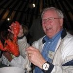 Jerry-Rood-wrestles-with-a-lobster