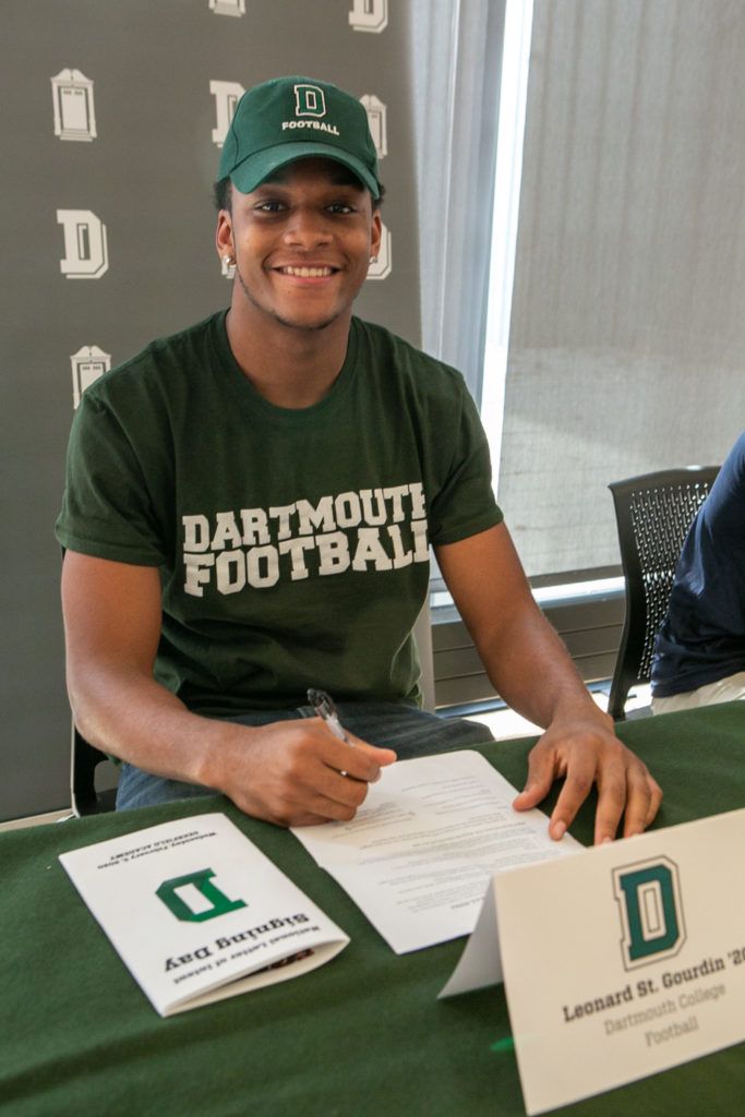 Football Deerfield Academy