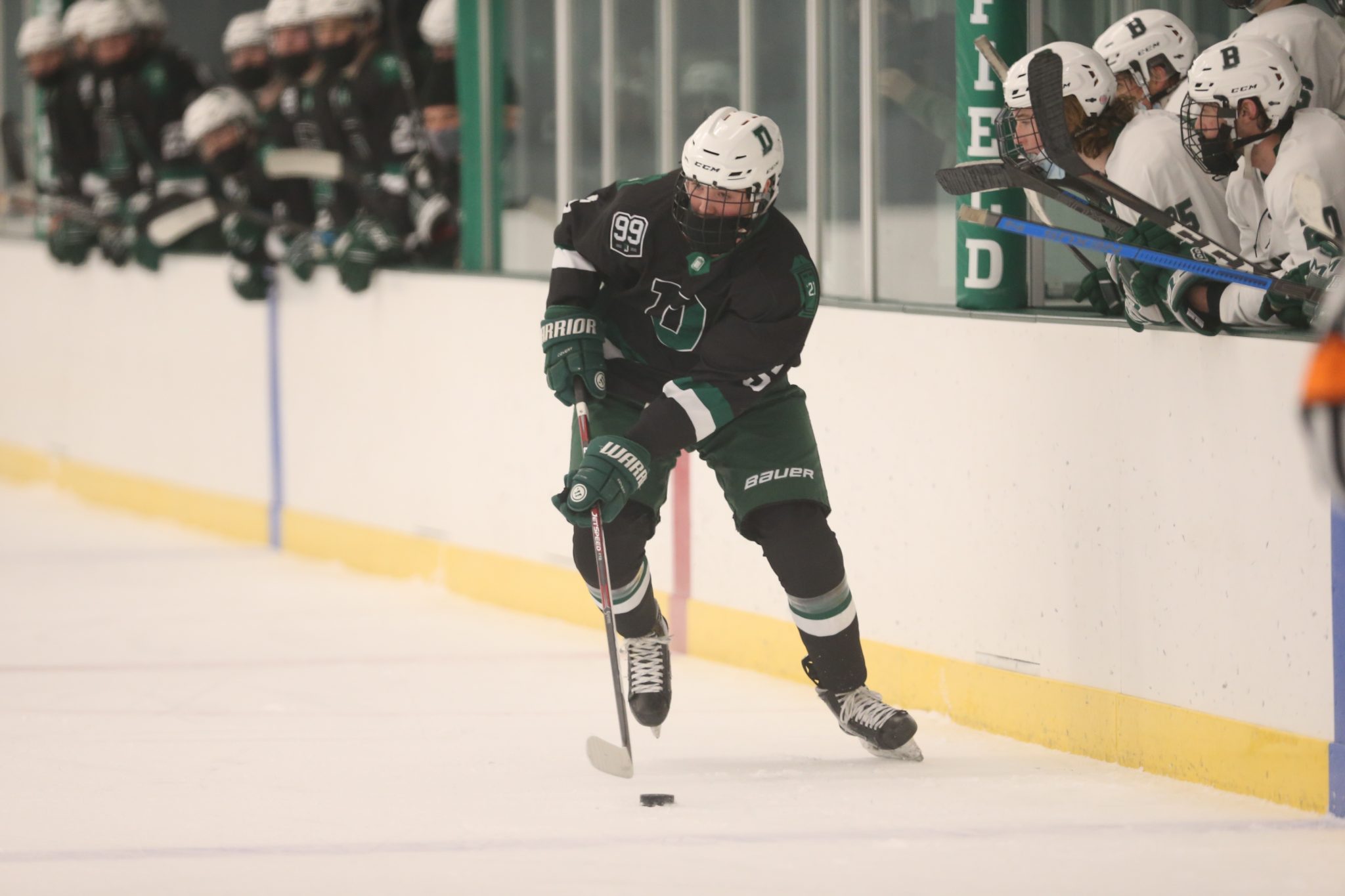 Boys Hockey – Deerfield Academy